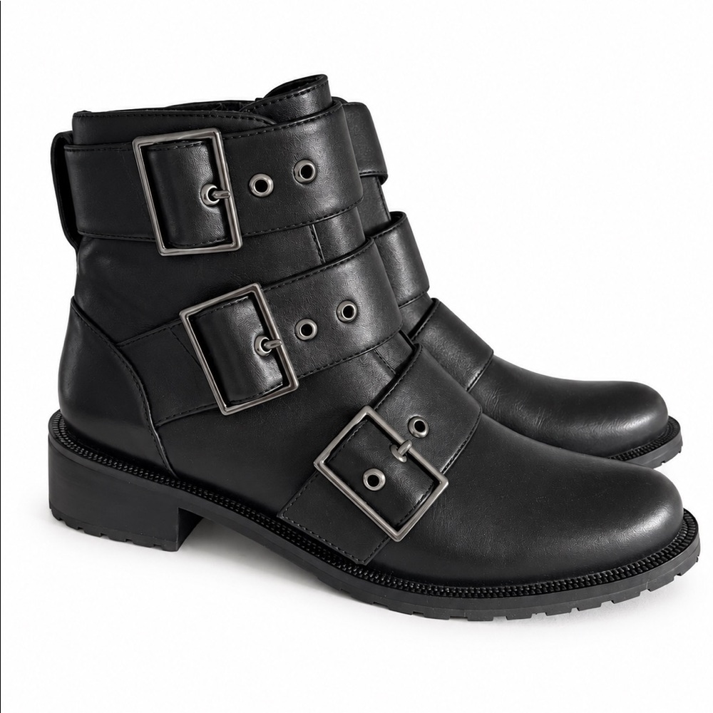 NWOT: Blondo Camila Waterproof Black Leather Triple Buckle Moto Boots